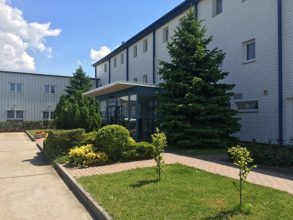 Hotel Remy Братислава Екстериор снимка
